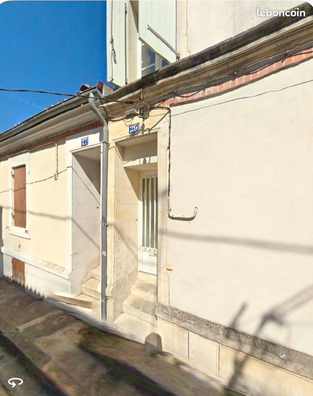 Maison 2 pièces 47 m² · à Saintes · 47 m² · 80 000 €