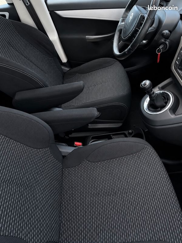 C4 picasso phase 2 1.6 hdi110ch exclusive (image 3)