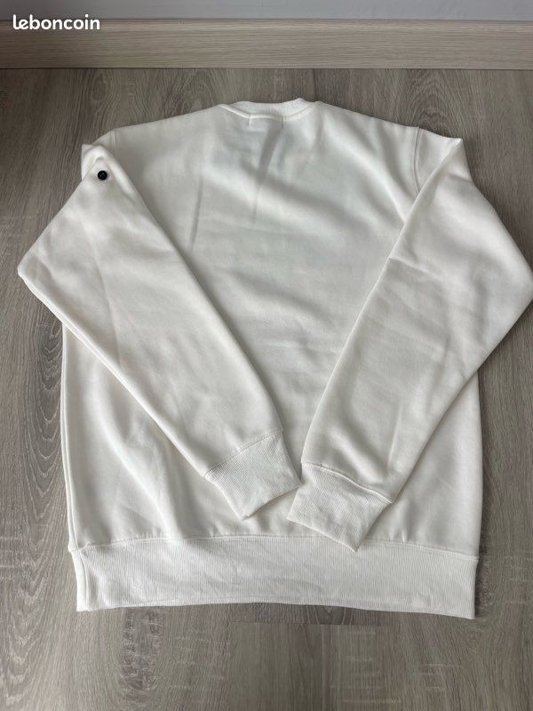 Pull blanc (image 2)