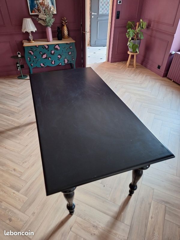 Table (image 2)