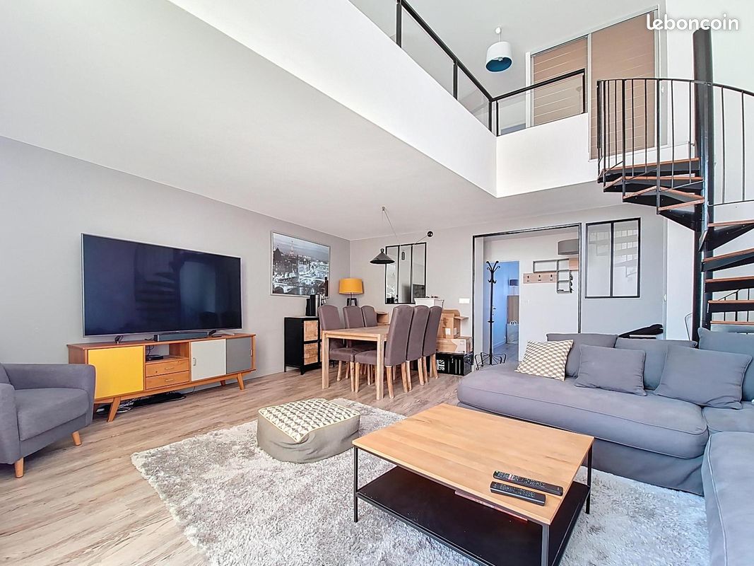 Appartement 5 pièces 105 m² · à Dijon · 105 m² · 550 €/mois