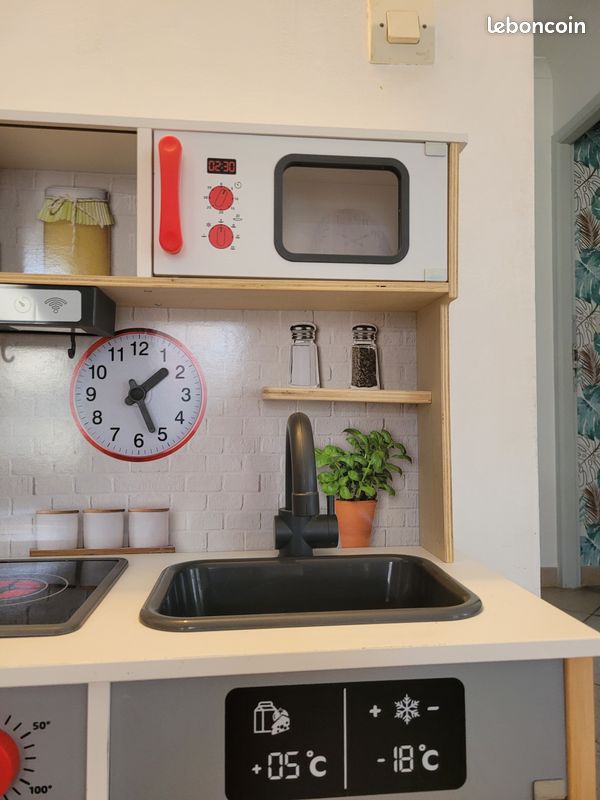 Cuisine enfant en bois (image 16)