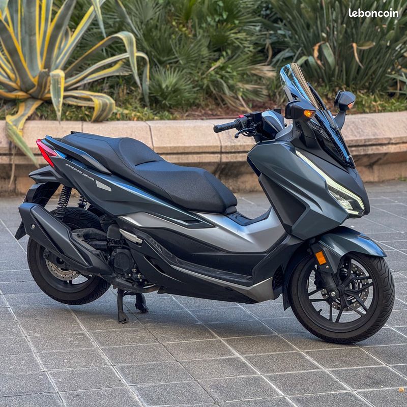 Forza Xmax 2021 HONDA FORZA 350 GREY With 731 Miles Used