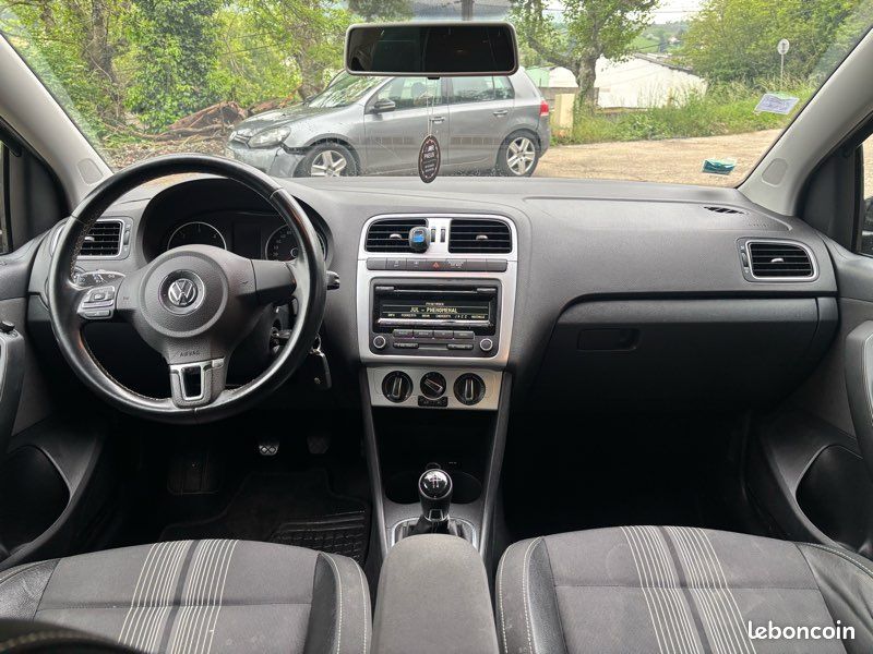 Volkswagen polo 1.6 TDI 90 cv (image 5)
