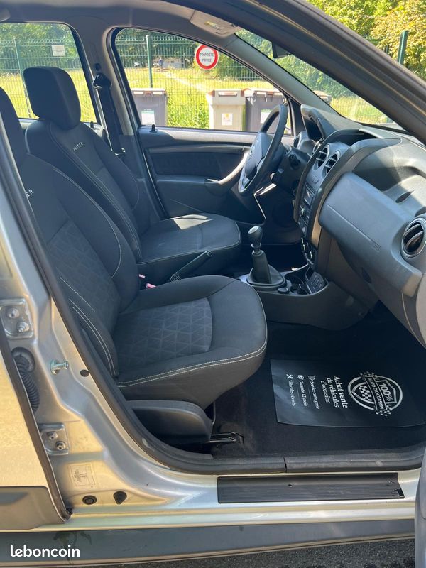 Dacia Duster 1.2 TCe Laureate 4x2 (image 7)