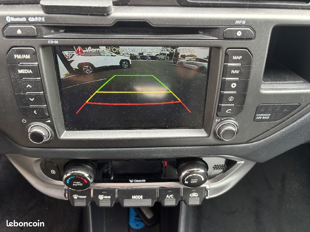 Kia Rio 1.4 CRDi 90 Premium Navi (image 8)