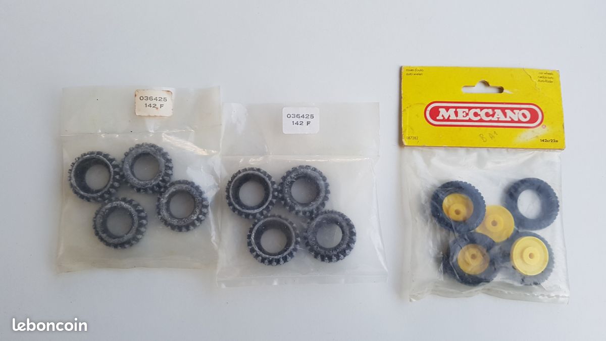 Anciennes pièces détachées MECCANO 43 x roues & pneus caoutchouc