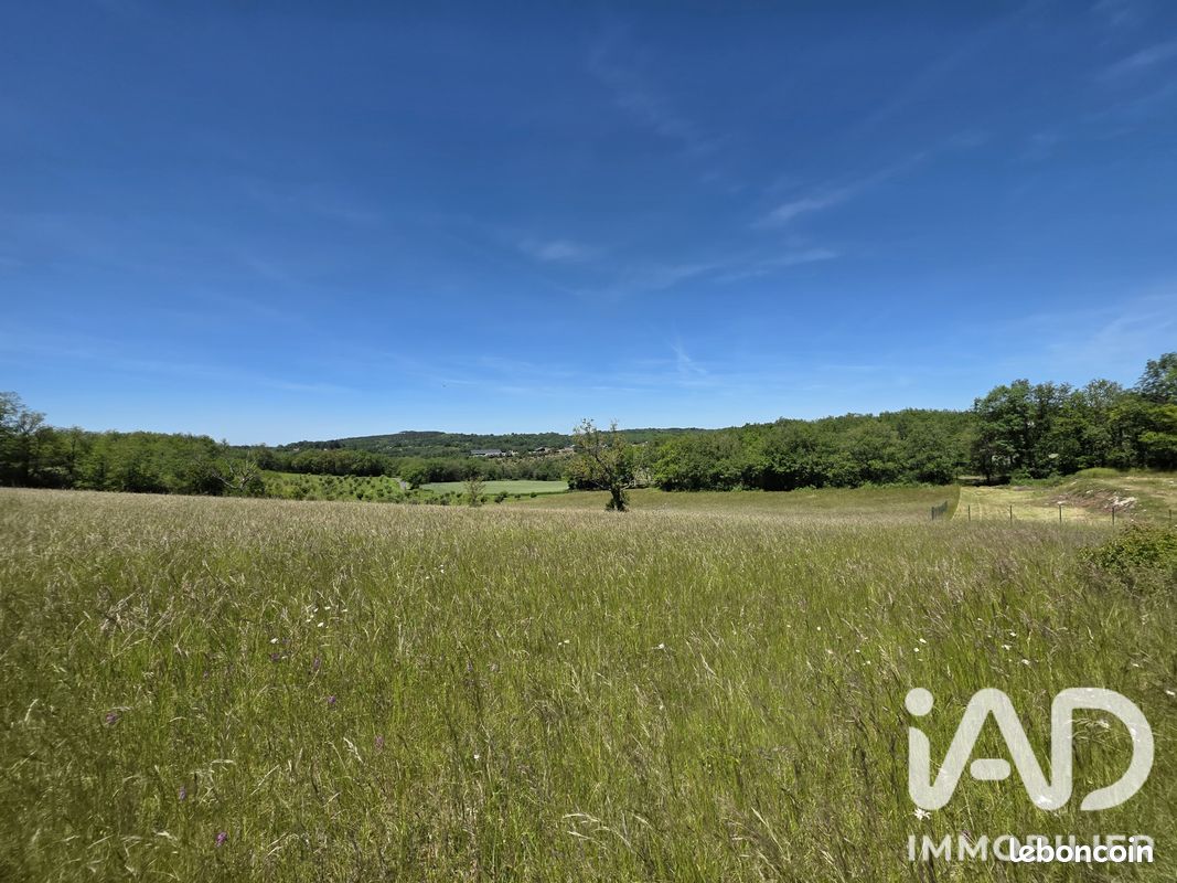 Terrain 4482 m² · au Vigan-en-Quercy · 4 482 m² · 44 000 €