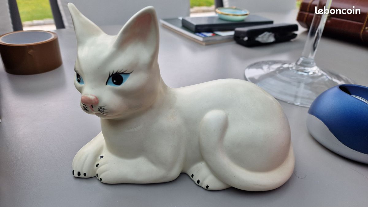 Figurine Chat Couché En Plomb – 7,8 Cm – Fabrication Française