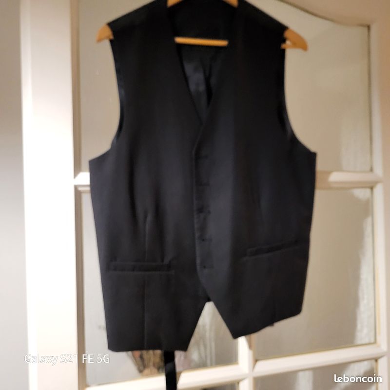 Costume noir pièces homme Taille L marque Brice très bon état