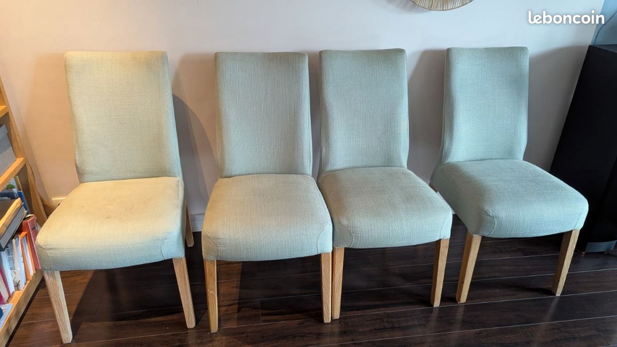 Lot 4 chaises H et H (image 1)