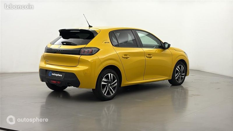 Peugeot 208 1.2 PureTech 100ch S&S Style EAT8 (image 5)