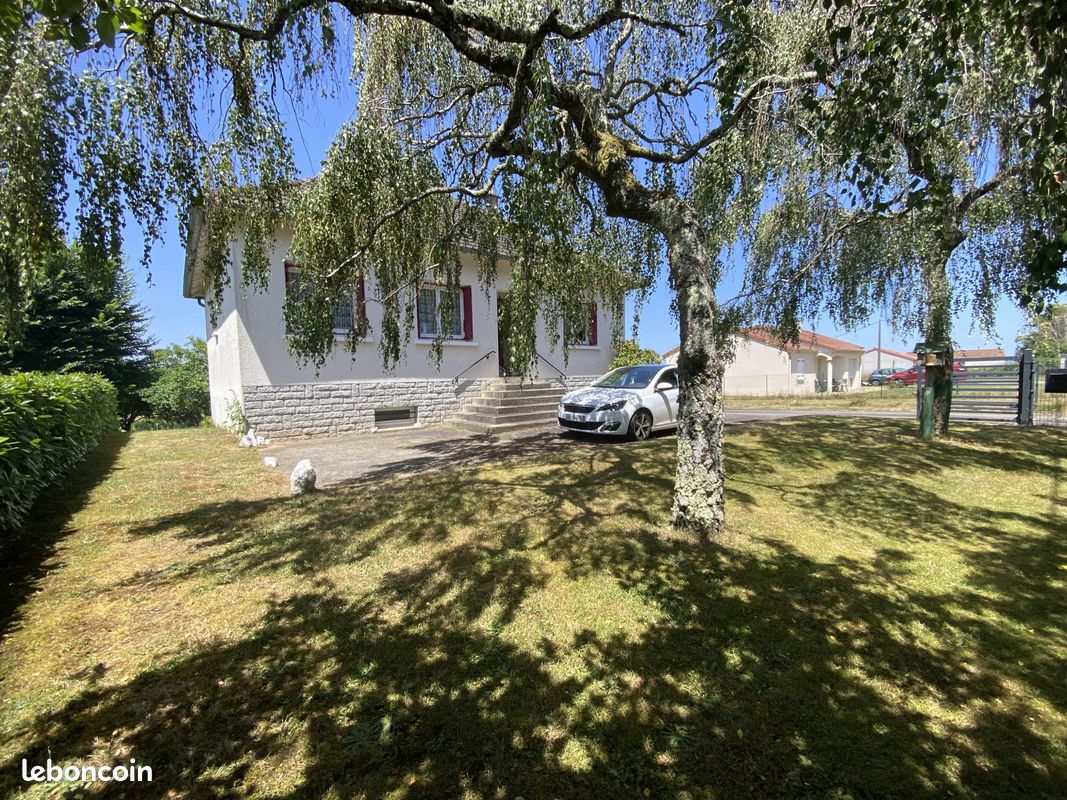 Maison 3 pièces 79 m² · à Saint-Denis-des-Murs · 79 m² · 124 000 €