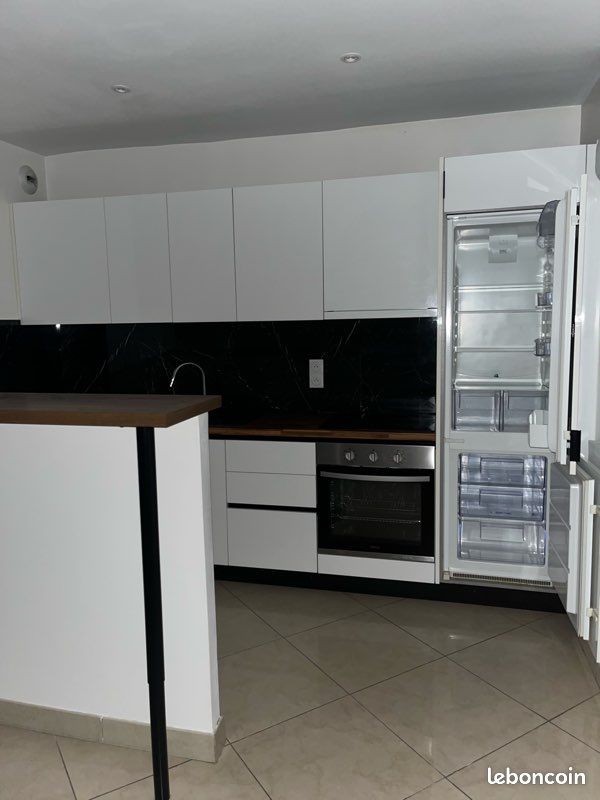 Appartement 3 pièces 51 m² · à Châtillon · 51 m² · 1 250 €/mois