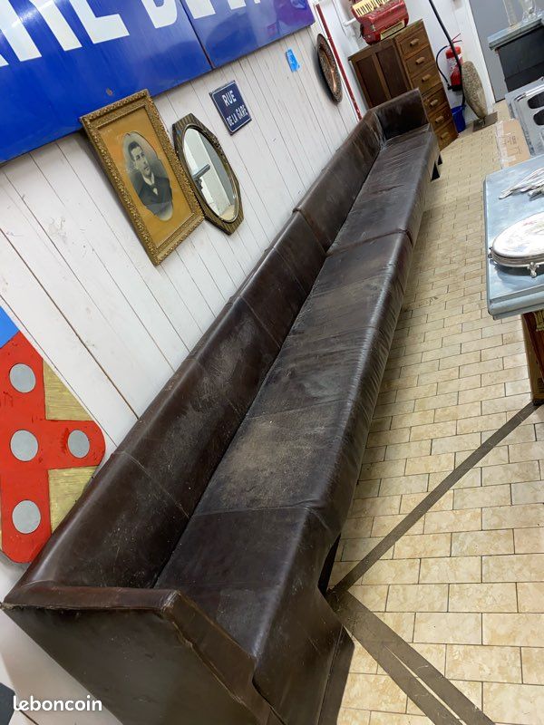 Grande banquette de bar (image 1)