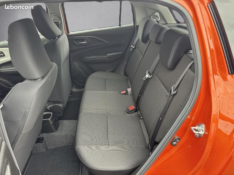 Suzuki Swift 1.2 Hybrid 83ch Avantage (image 26)