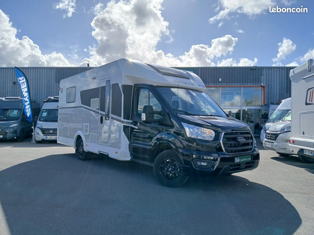 đšSunlight T690 Adventure edition - Ford transit 2.0l 155ch boite manuelle - lit central + lit pavillon (image 1)