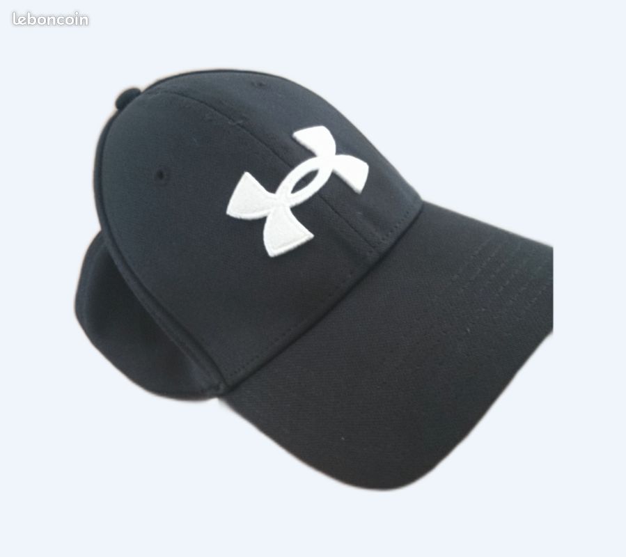 Casquette underarmour Vêtements