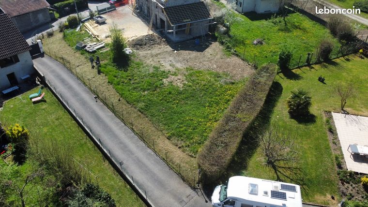 Terrain plat constructible 528m2 Vaulnaveys le haut