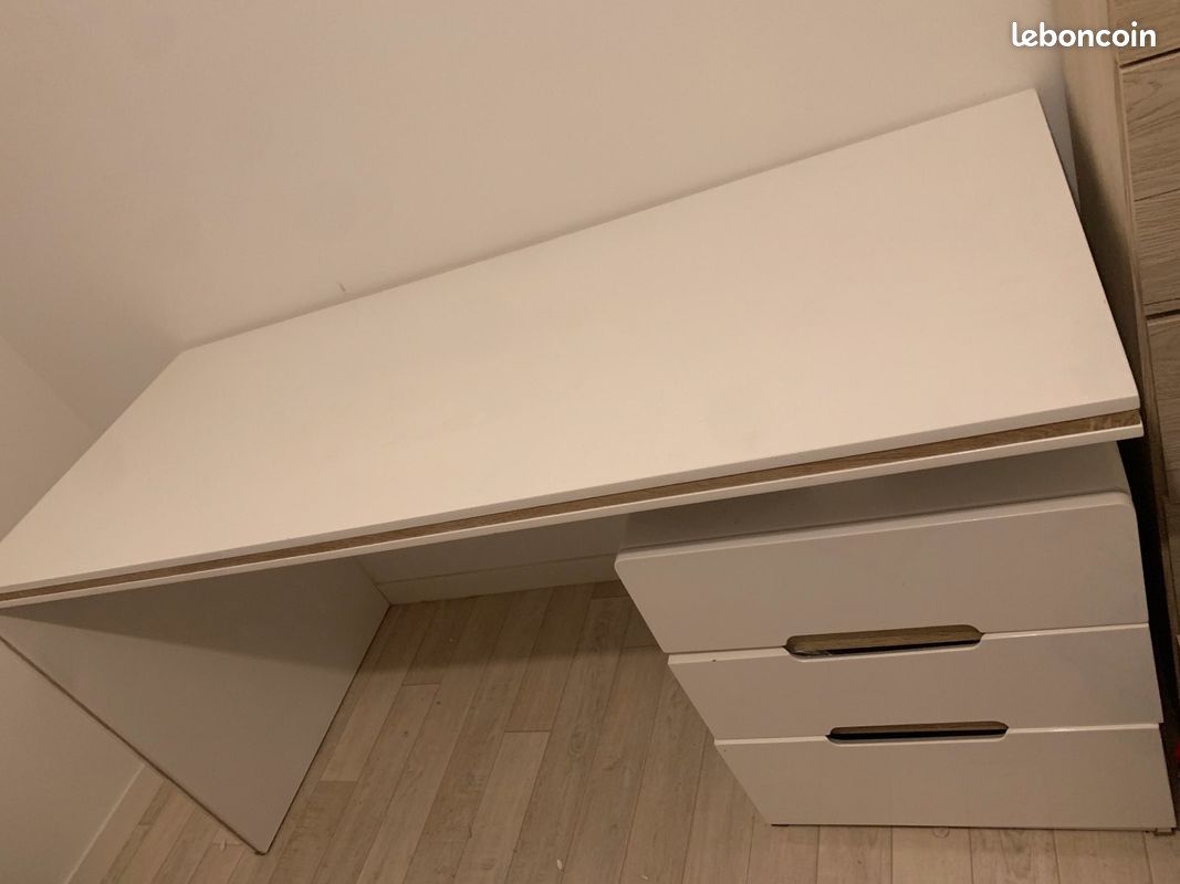 Bureau avec tiroirs (image 2)