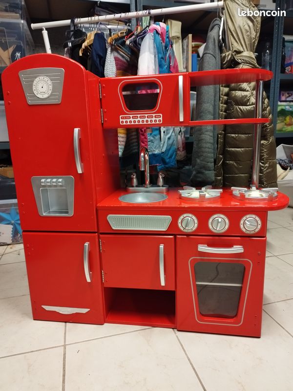 Cuisine rouge enfant (image 1)