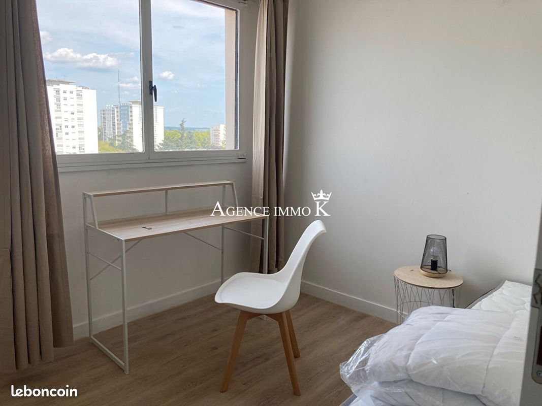 Appartement 1 pièce 9 m² · à Poitiers · 9 m² · 360 €/mois