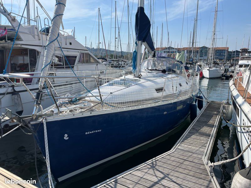 Beneteau Oceanis 331 — Vedi foto 1