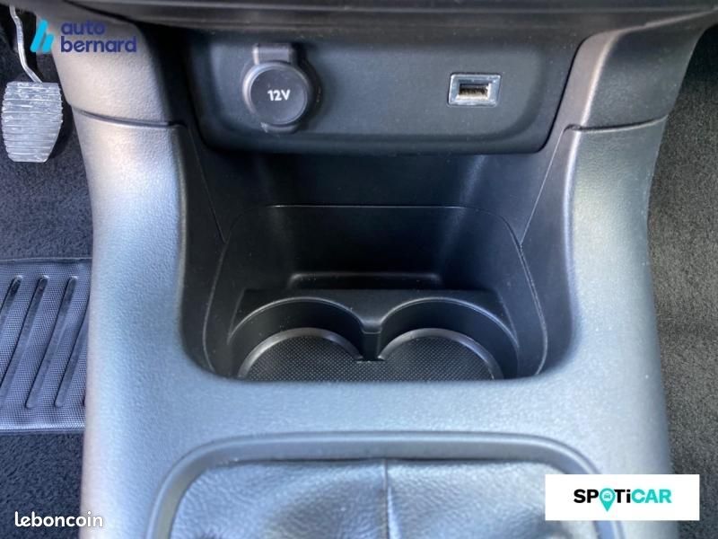 Citroen C3 PureTech 82ch Feel S&S E6.d (image 15)