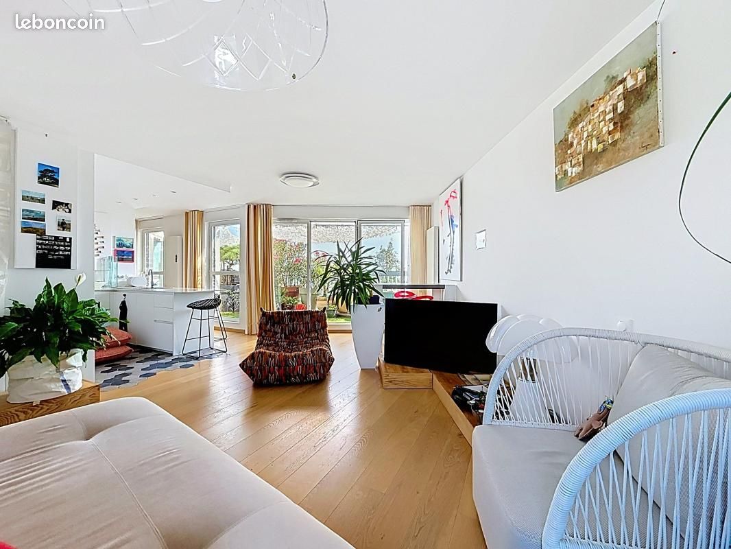 Appartement 3 pièces 90 m² · à La Rochelle · 90 m² · 599 000 €