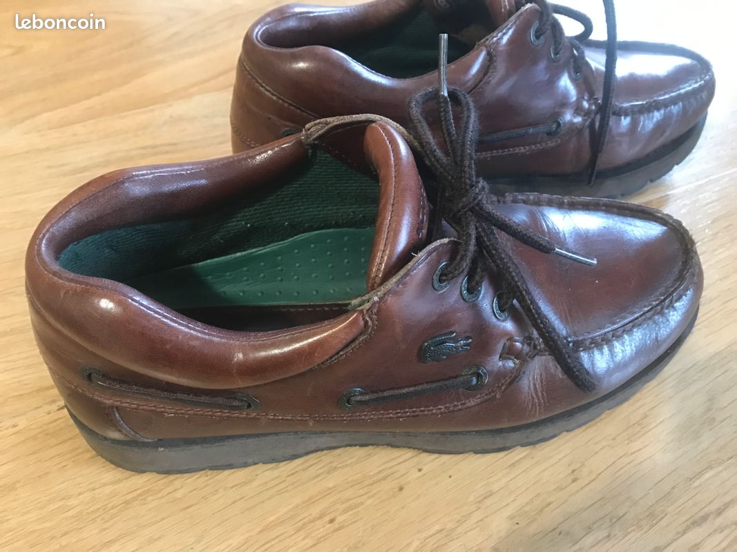 Chaussures Lacoste cuir pointure 8 (42) en très bon état (image 2)