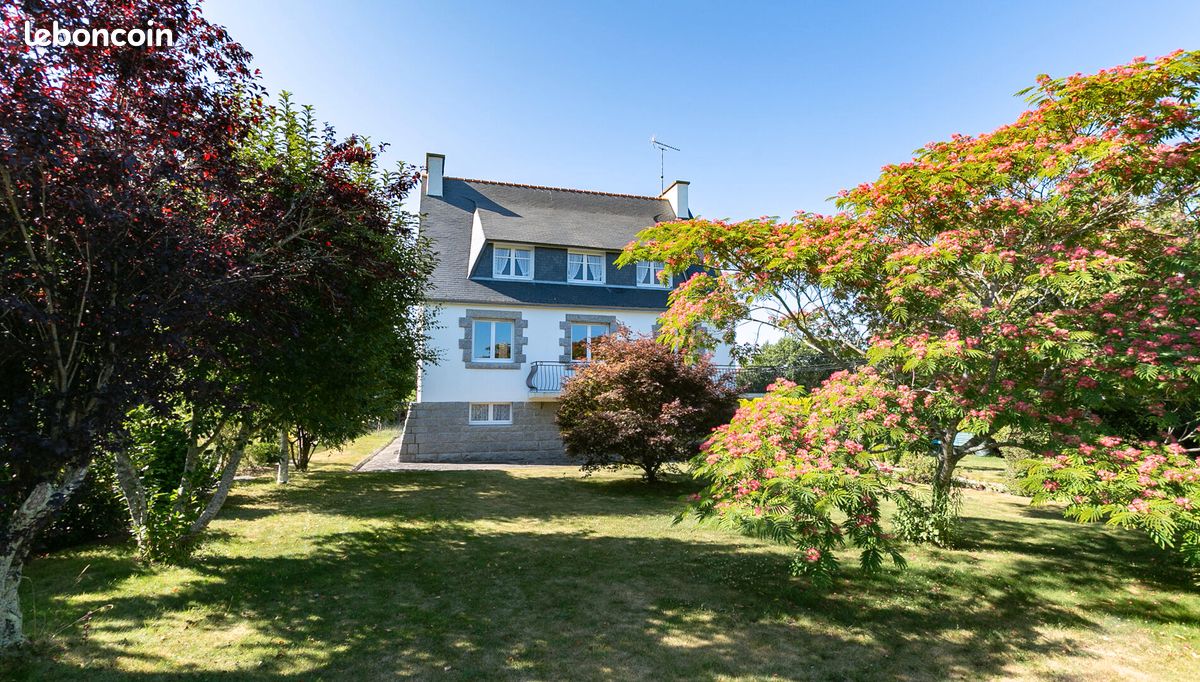 Maison 6 pièces 133 m² · à Névez · 133 m² · 376 200 €
