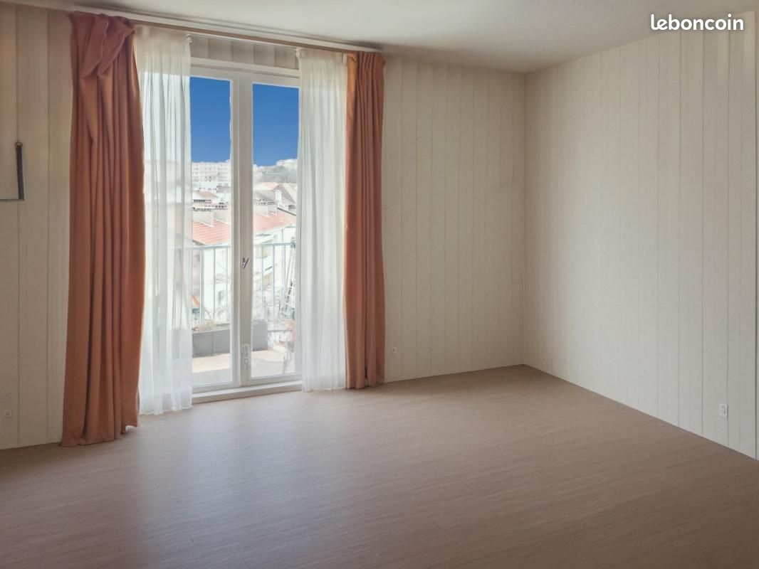 Appartement 3 pièces 64 m² · à Clermont-Ferrand · 64 m² · 125 000 €