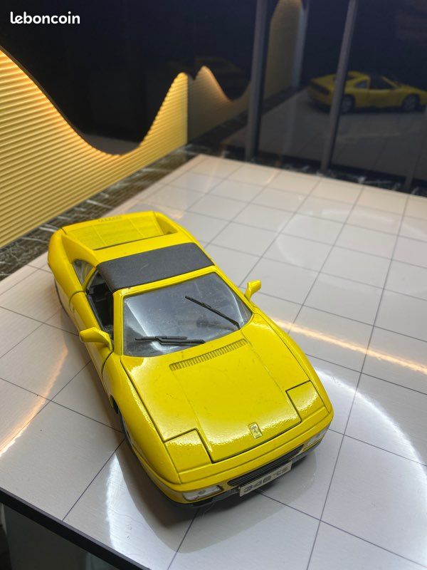 Ferrari 348 Spider Jaune - Miniatures Du Château 1/24, Rare, Très Bon état