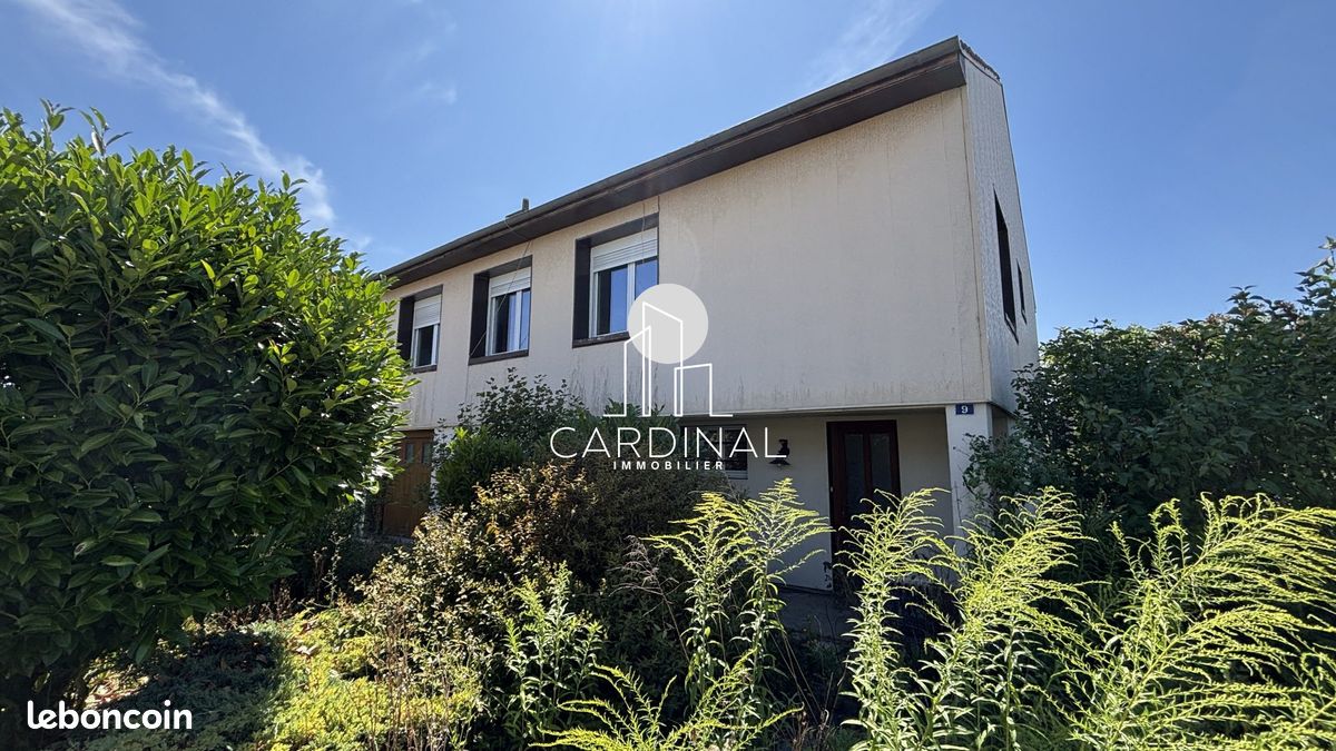 Maison 7 pièces 123 m² · à Saint-Apollinaire · 123 m² · 2 750 €