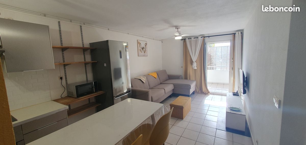 Appartement 2 pièces 45 m² · à Les Abymes · 45 m² · 890 €/mois