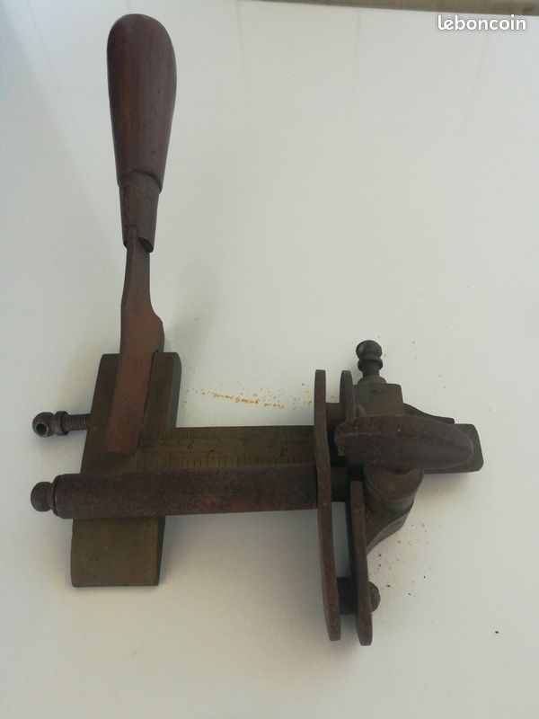 Coupe lanière de malle (image 3)