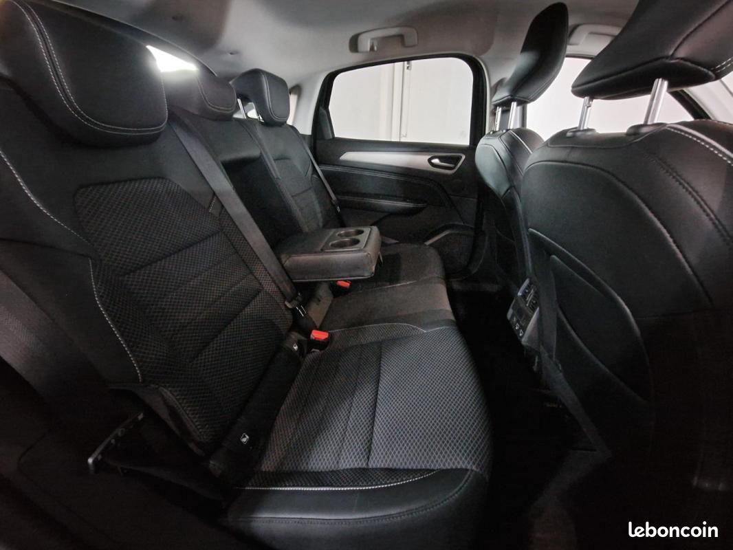 Renault Arkana E-Tech hybride 145 - 22 Techno (image 10)