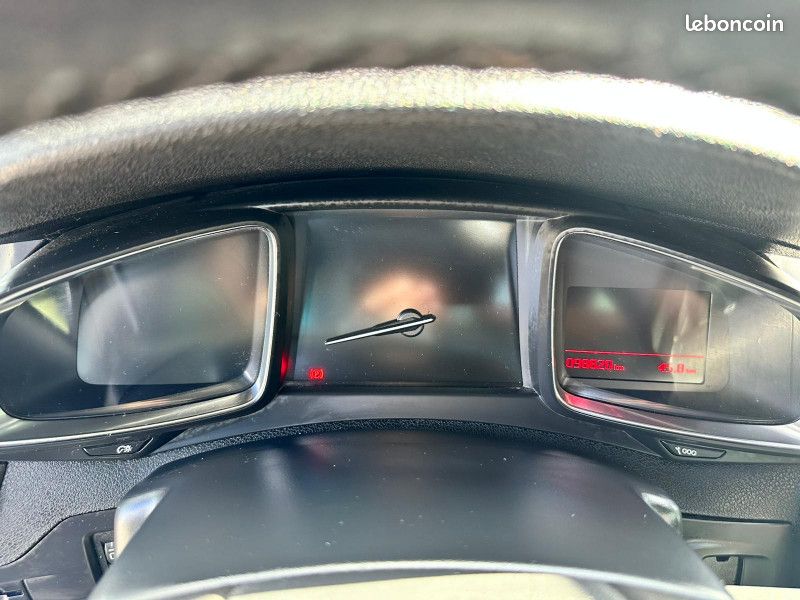 Citroen DS5 1.6 BLUEHDI120 SO CHIC S&S (image 8)