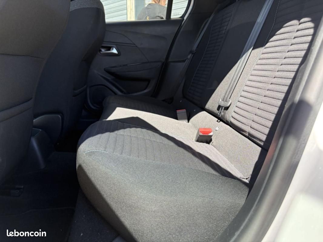 Peugeot 208 1.5 BlueHDi 100ch Style (image 9)