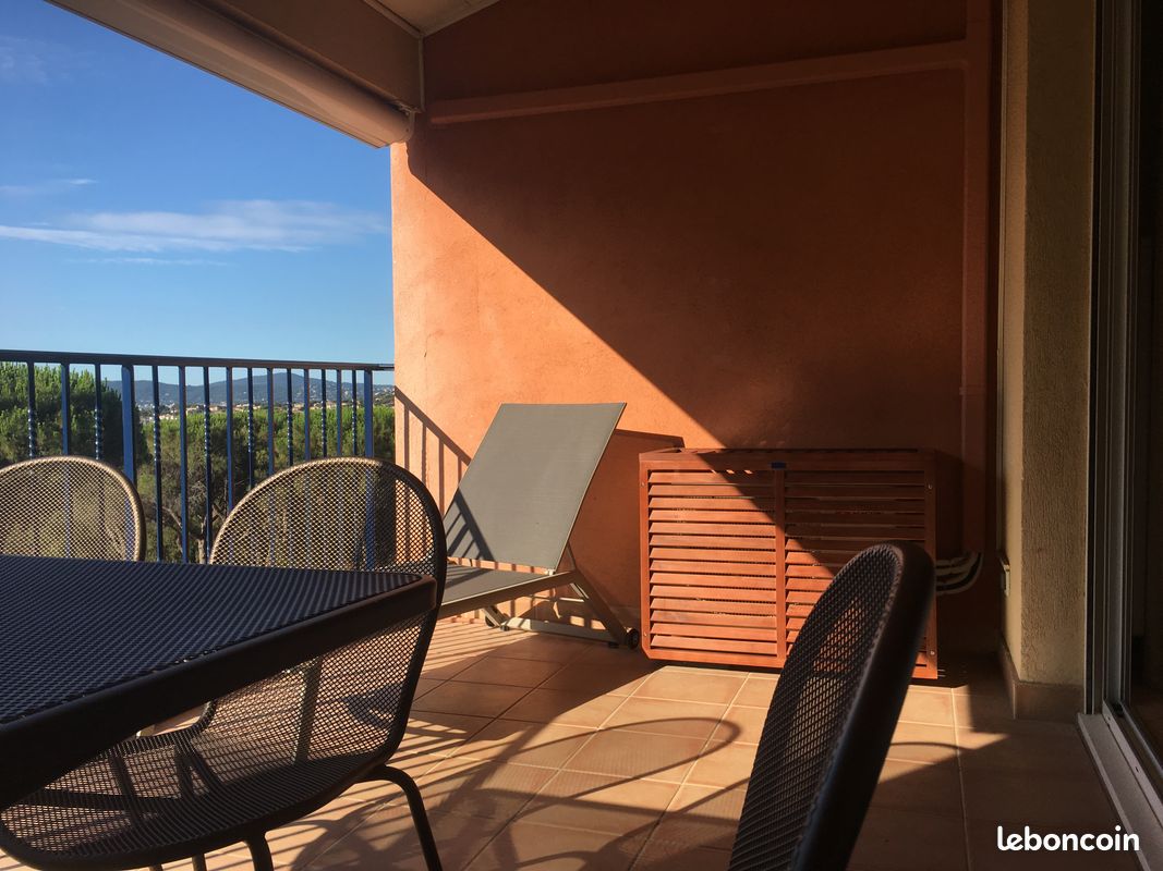 Sainte-Maxime Appartement tout confort 3 chambres - 6 couchages - piscine - climatisé - terrasse - calme (image 5)