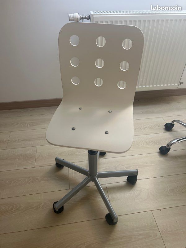 Chaise bureau IKEA junior (image 1)