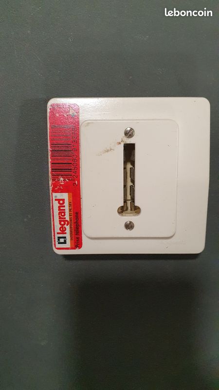 Prise ADSL Legrand (image 1)
