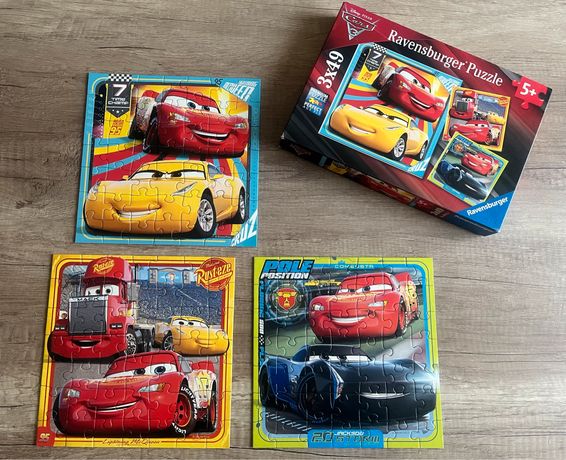 Disney Cars: sur le circuit - Disney Cars 3x49 pièces Puzzle - Ravensburger