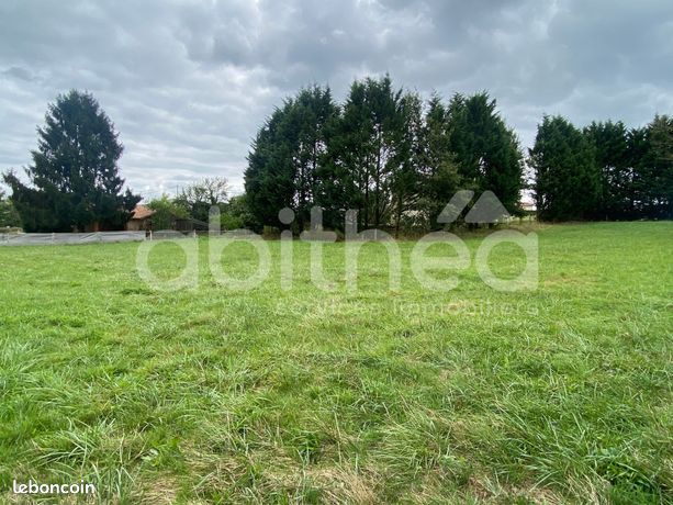 Terrain 1735 m² Cherves-Châtelars