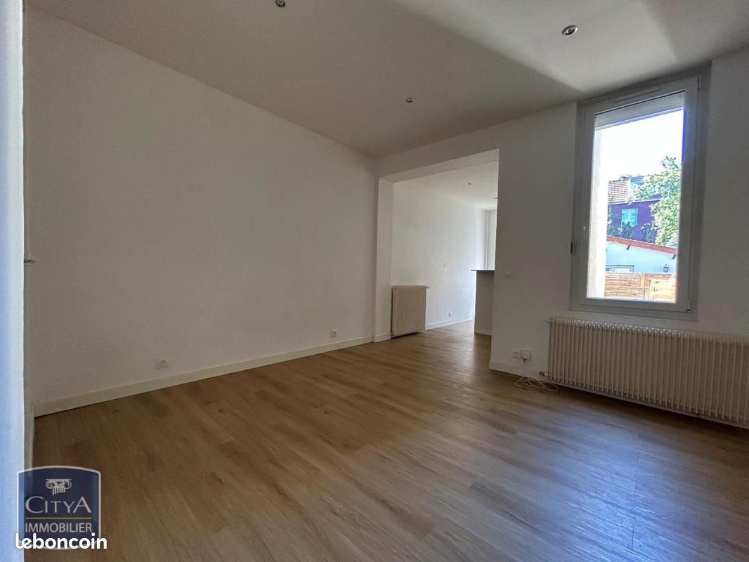 Appartement 1 pièce 23 m² · à Saint-Maur-des-Fossés · 23 m² · 819 €