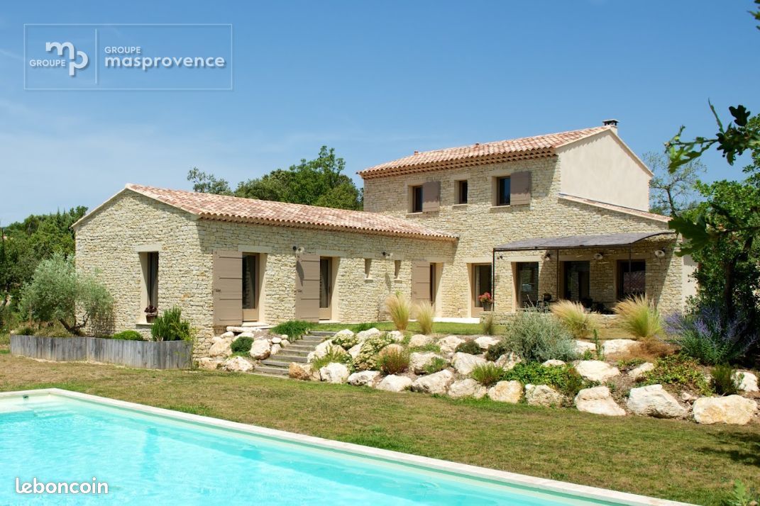 Maison 5 pièces 138 m² · à Saint-Restitut · 138 m² · 655 030 €