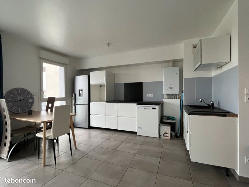 Appartement 3 pièces 67 m² · à Décines-Charpieu · 67 m² · 228 975 €