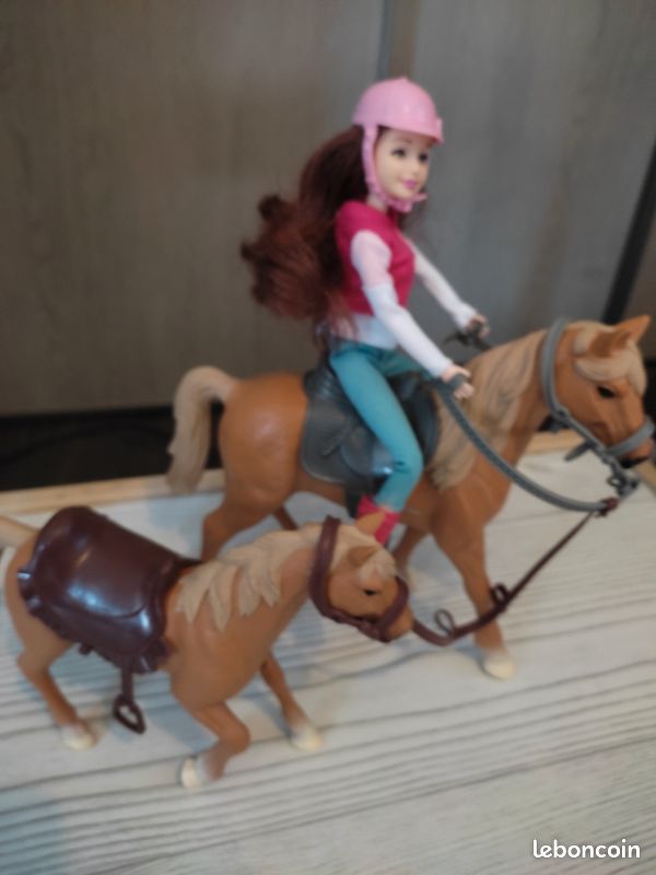 Poupée chevaux equitation (image 1)