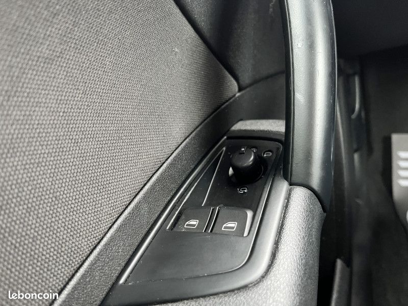 Audi A1 1.6 TDI 116CH AMBITION LUXE S TRONIC 7 (image 13)