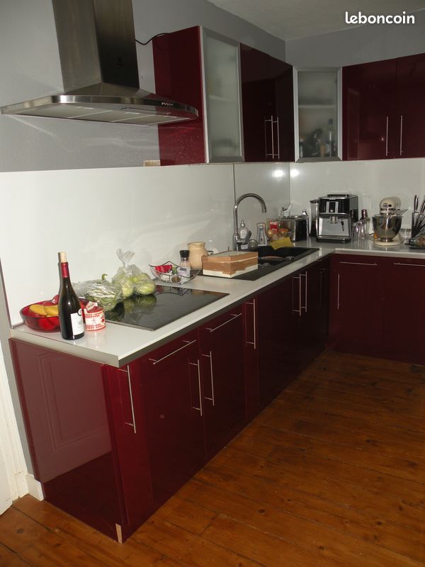 Appartement avec terrasse et espace vert plein centre